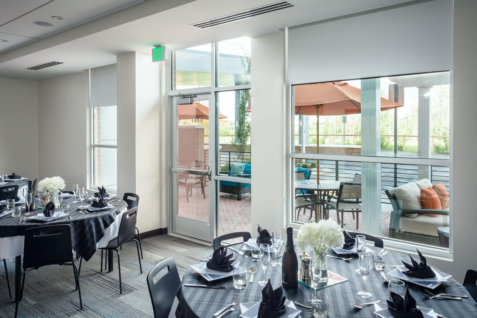 Hyatt House Anchorage Hotel Ngoại thất bức ảnh